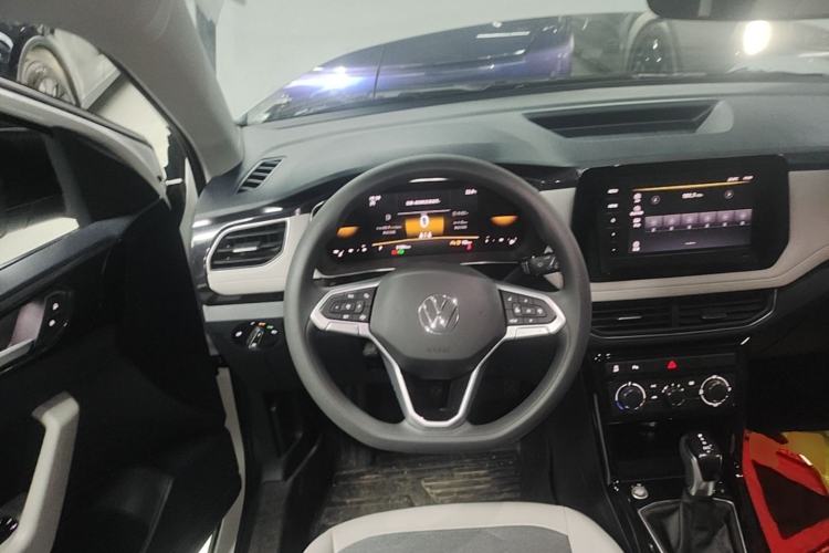 Used Volkswagen Tharu 2025 New Sharp 300TSI Ambitious Edition Steering Wheel