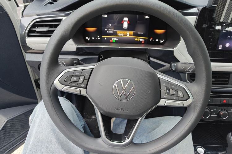 Used Volkswagen Tharu 2025 New Sharp 1.5L Ambitious Edition Steering Wheel