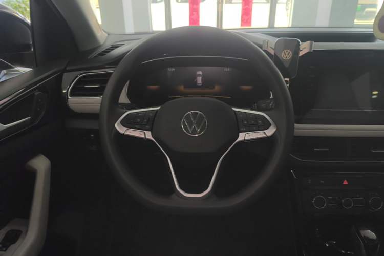 Used Volkswagen Tharu 2025 New Sharp 300TSI Ambitious Edition Steering Wheel