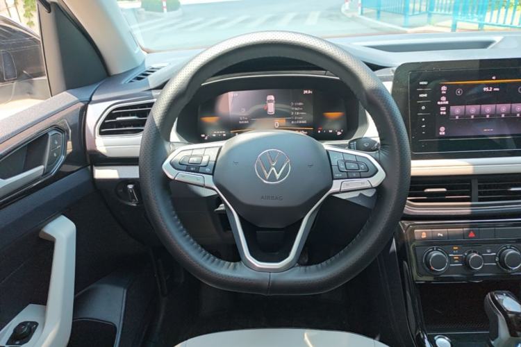Used Volkswagen Tharu 2025 New Sharp 1.5L Ambitious Edition Steering Wheel