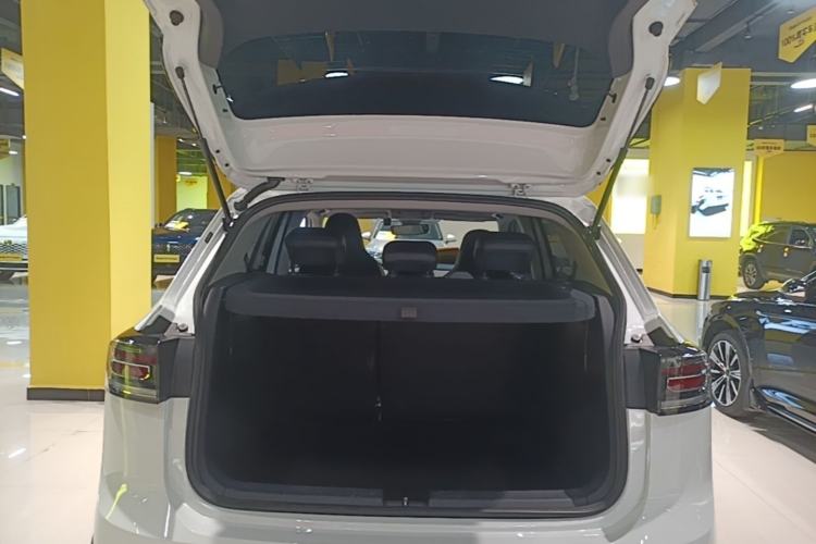 Used Volkswagen Tharu 2025 New Sharp 300TSI Ambitious Edition Trunk