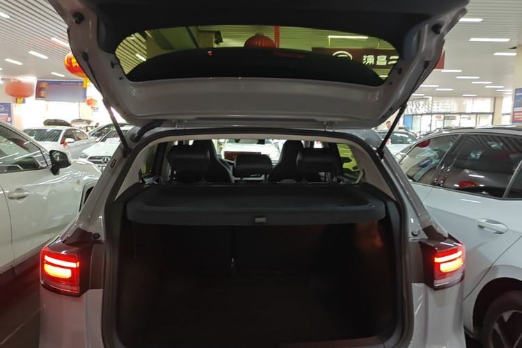 Used Volkswagen Tharu 2025 New Sharp 1.5L Ambitious Edition Trunk