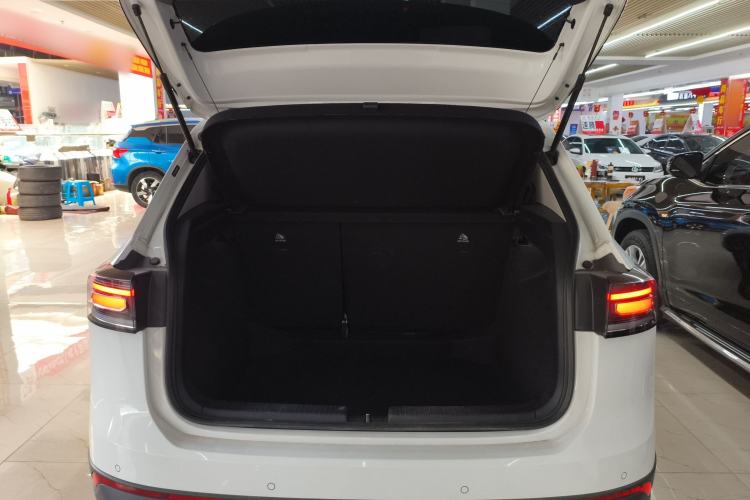 Used Volkswagen Tharu 2025 New Sharp 1.5L Ambitious Edition Trunk