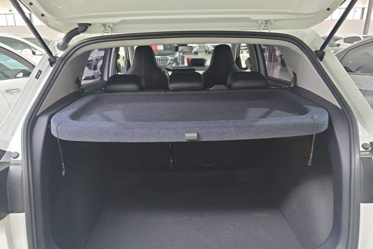Used Volkswagen Tharu 2025 New Sharp 1.5L Ambitious Edition Trunk