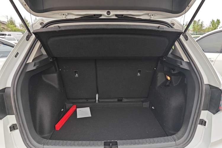 Used Volkswagen Tharu 2025 300TSI Two-Wheel-Drive Moonlight Edition Trunk