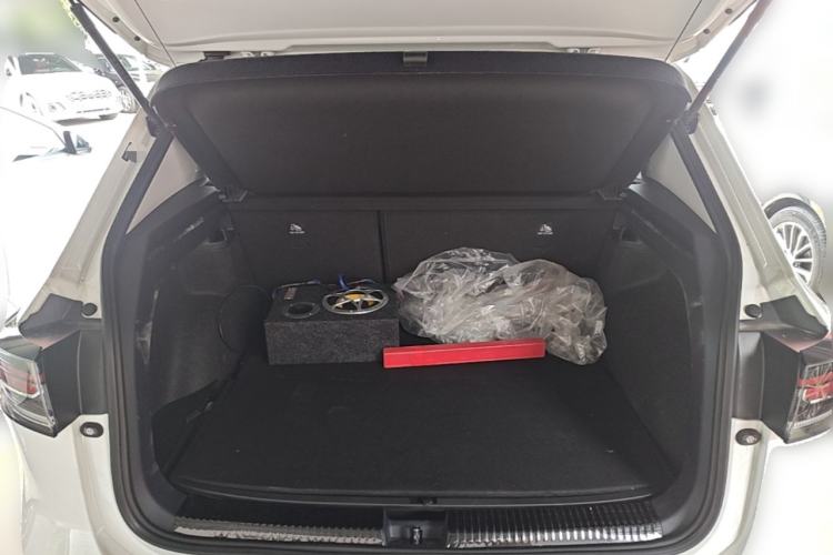 Used Volkswagen Tharu 2025 NewRui 300TSI Prestige Edition Trunk
