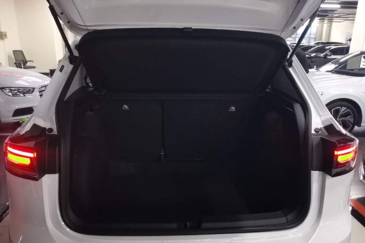 Used Volkswagen Tharu 2025 New Sharp 1.5L Sharp Edition Trunk