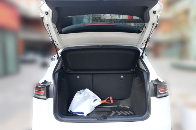 Used Volkswagen Tharu 2025 New Sharp 1.5L Ambitious Edition Trunk