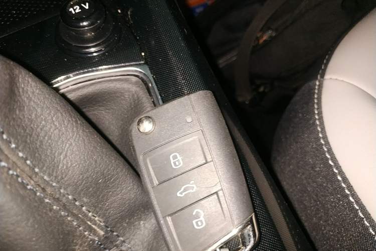 Used Volkswagen Tharu 2025 New Sharp 1.5L Ambitious Edition Vehicle Key