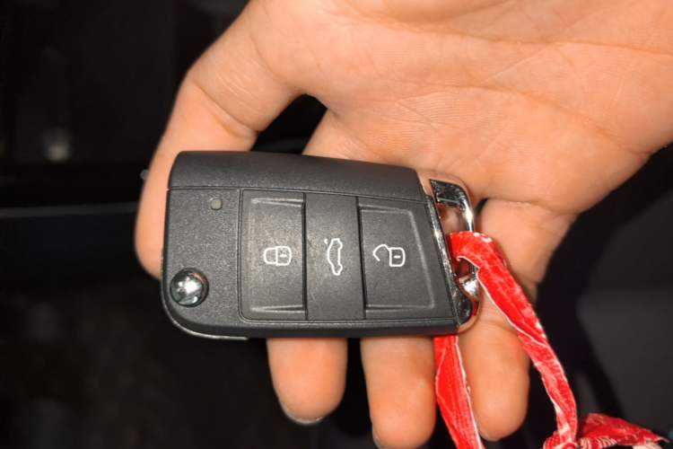 Used Volkswagen Tharu 2025 NewRui 300TSI Prestige Edition Vehicle Key