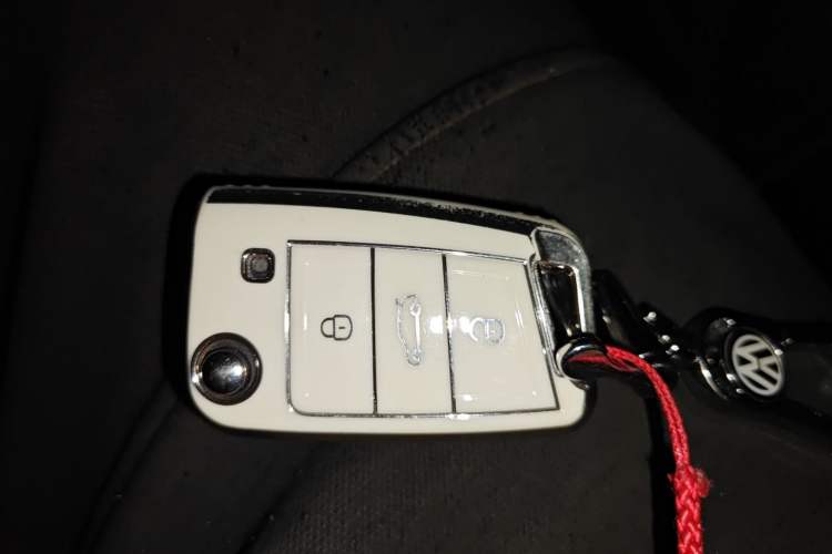 Used Volkswagen Tharu 2025 NewRui 300TSI Prestige Edition Vehicle Key