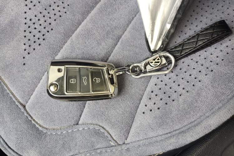 Used Volkswagen Tharu 2025 300TSI Two-Wheel-Drive Moonlight Edition Vehicle Key