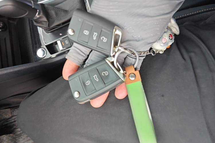 Used Volkswagen Tharu 2025 300TSI Two-Wheel-Drive Moonlight Edition Vehicle Key