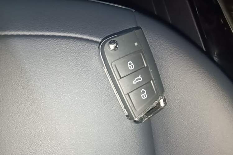 Used Volkswagen Tharu 2025 NewRui 300TSI Prestige Edition Vehicle Key