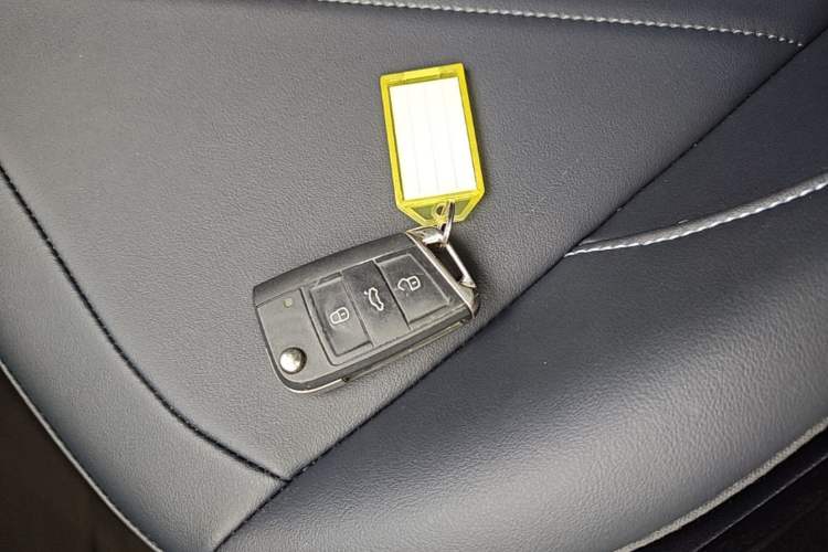 Used Volkswagen Tharu 2025 NewRui 300TSI Prestige Edition Vehicle Key