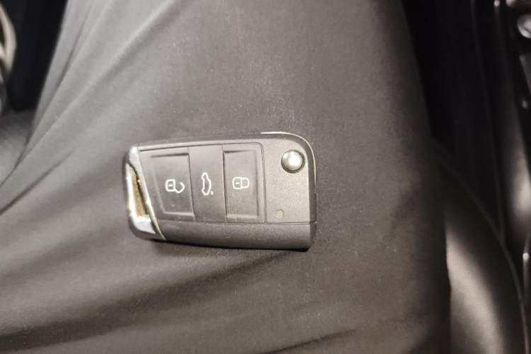 Used Volkswagen Tharu 2025 New Sharp 1.5L Ambitious Edition Vehicle Key