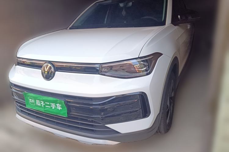 Volkswagen Tharu 2025 NewRui 300TSI Prestige Edition