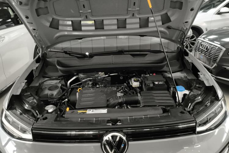 Used Volkswagen Tharu 2026 Model Xinrui 1.5L Rujin Edition Engine Bay