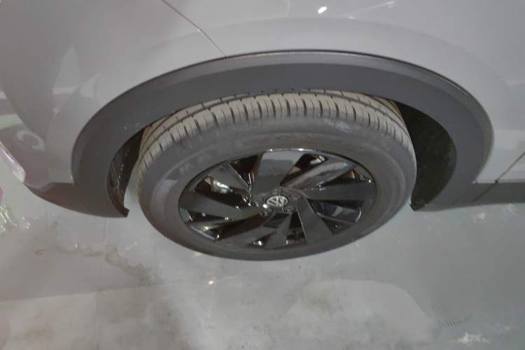Used Volkswagen Tharu 2026 Model Xinrui 300TSI Ruixiang Edition Exterior 7