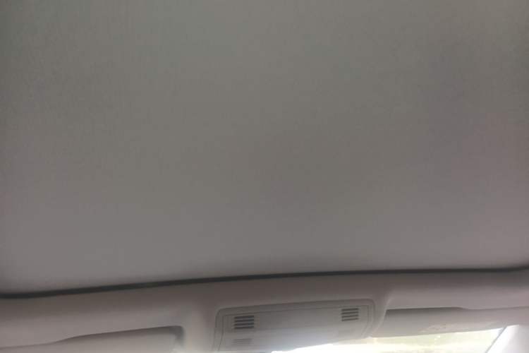 Used Volkswagen Tharu 2026 Model Xinrui 1.5L Ruiyi Edition Headliner