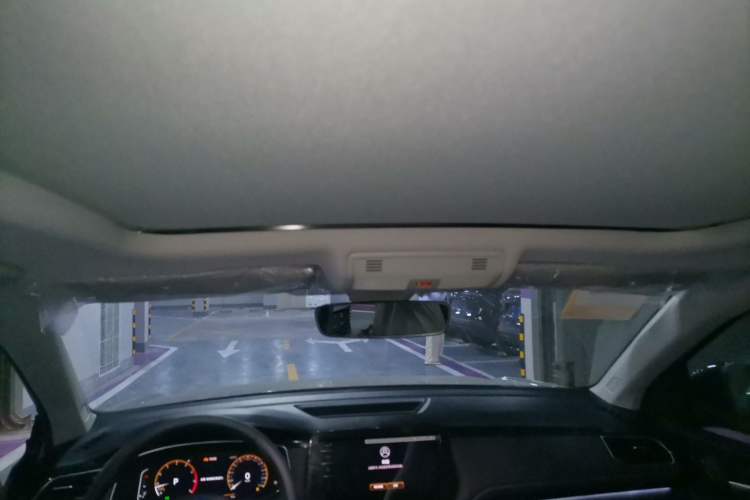 Used Volkswagen Tharu 2026 Model Xinrui 300TSI Ruixiang Edition Headliner