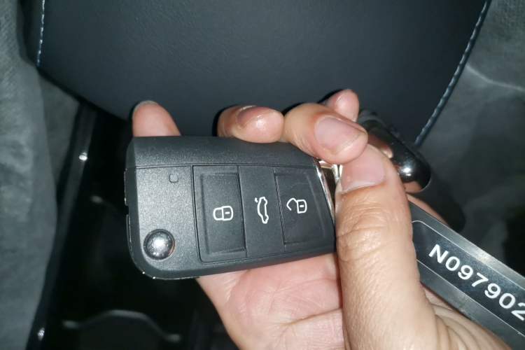 Used Volkswagen Tharu 2026 Model Xinrui 300TSI Ruixiang Edition Interior 1