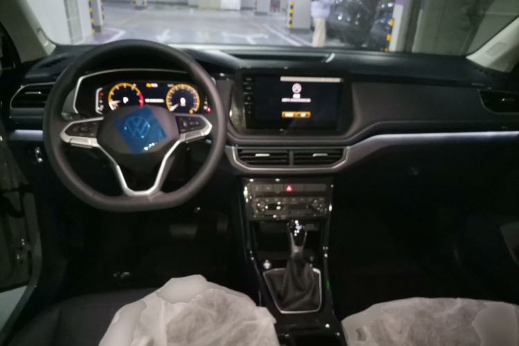 Used Volkswagen Tharu 2026 Model Xinrui 300TSI Ruixiang Edition Interior 2
