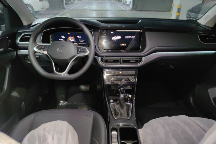 Used Volkswagen Tharu 2026 Model Xinrui 300TSI Ruixiang Edition Interior 2