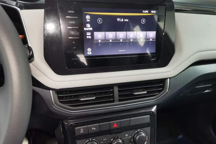 Used Volkswagen Tharu 2026 Model Xinrui 1.5L Ruiyi Edition Audio And AC Panel