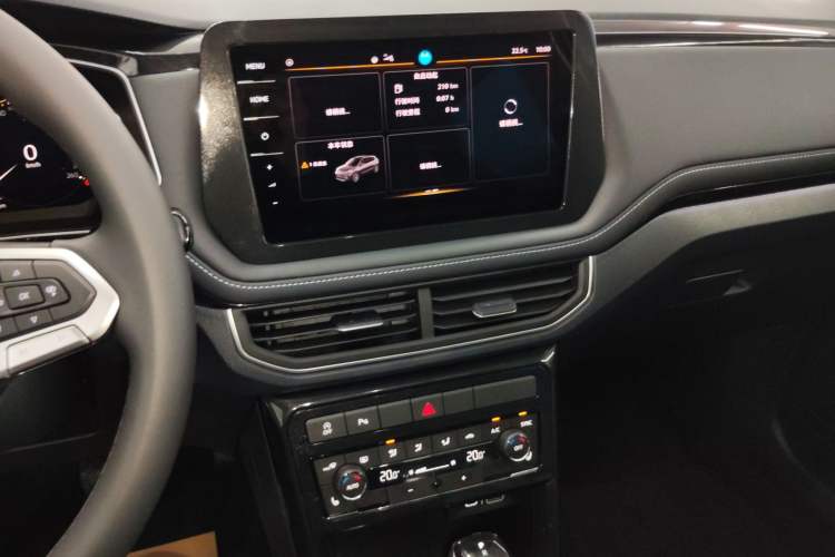 Used Volkswagen Tharu 2026 Model Xinrui 300TSI Ruixiang Edition Audio And AC Panel
