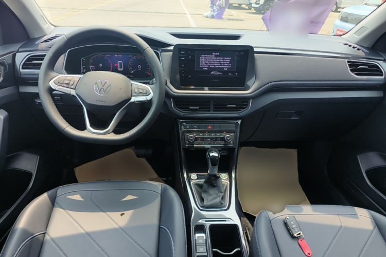 Used Volkswagen Tharu 2026 Model Xinrui 300TSI Ruixiang Edition Center Console