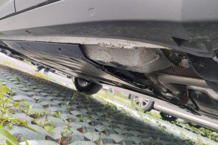 Used Volkswagen Tharu 2026 Model Xinrui 1.5L Rujin Edition Chassis Rear Left