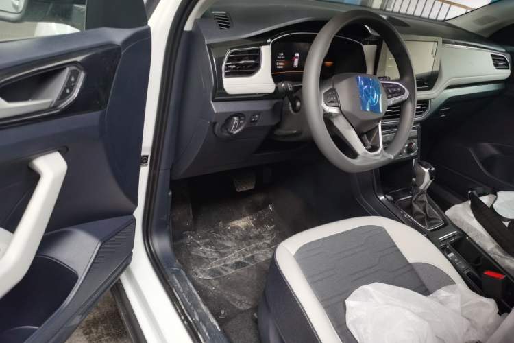 Used Volkswagen Tharu 2026 Model Xinrui 1.5L Ruiyi Edition Driver Seat