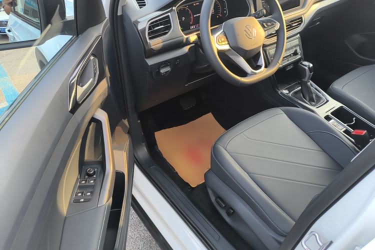 Used Volkswagen Tharu 2026 Model Xinrui 300TSI Ruixiang Edition Driver Seat