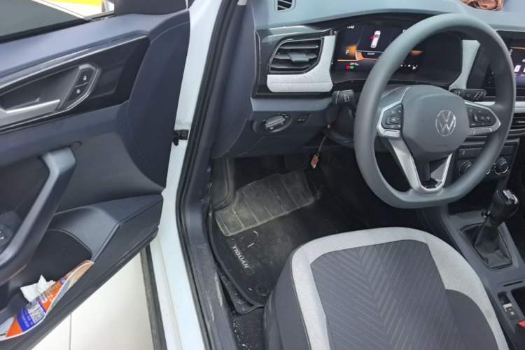 Used Volkswagen Tharu 2026 Model Xinrui 1.5L Rujin Edition Driver Seat
