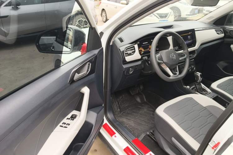 Used Volkswagen Tharu 2026 Model Xinrui 300TSI Ruiyi Edition Driver Seat