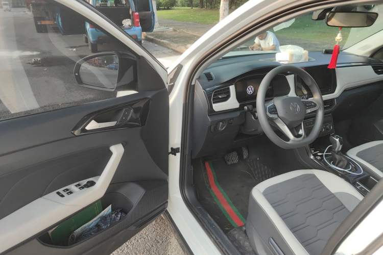 Used Volkswagen Tharu 2026 Model Xinrui 1.5L Ruiyi Edition Driver Seat