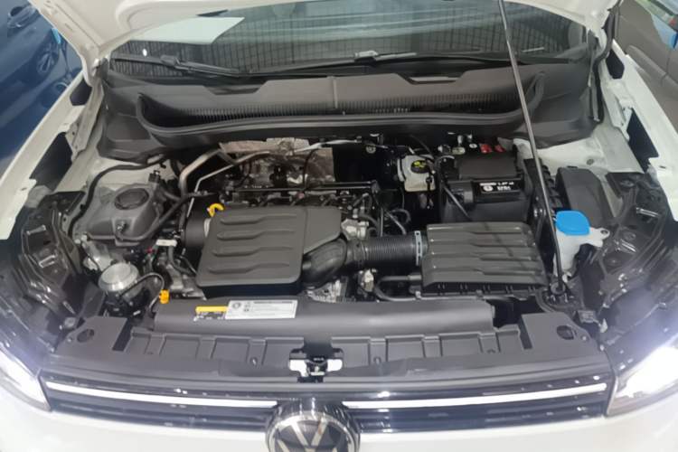 Used Volkswagen Tharu 2026 Model Xinrui 1.5L Ruiyi Edition Engine Bay