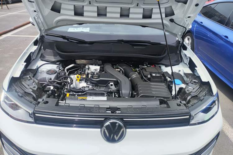 Used Volkswagen Tharu 2026 Model Xinrui 300TSI Ruiyi Edition Engine Bay