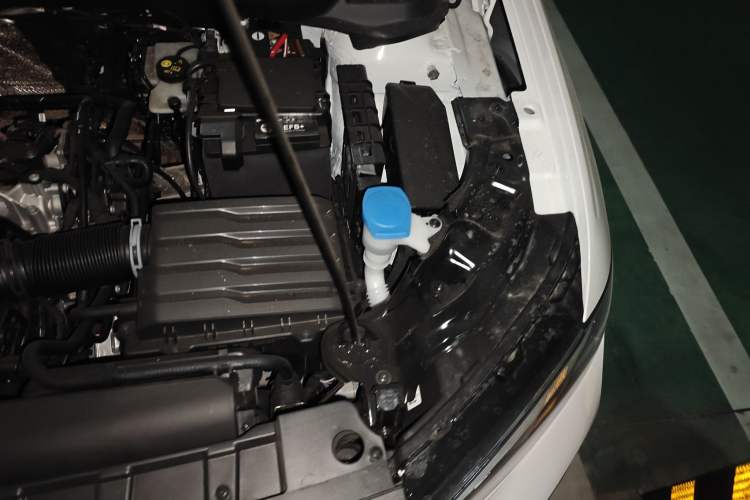 Used Volkswagen Tharu 2026 Model Xinrui 1.5L Rujin Edition Engine Bay Left