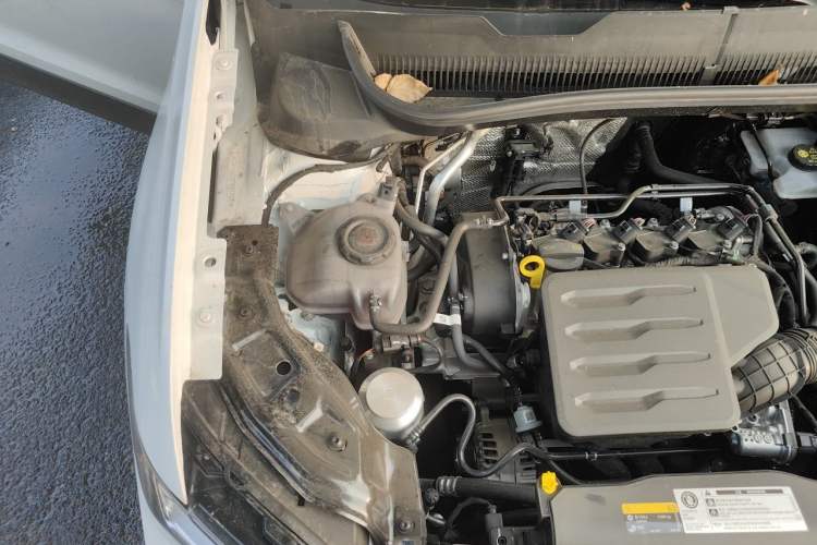 Used Volkswagen Tharu 2026 Model Xinrui 1.5L Ruiyi Edition Engine Bay Right