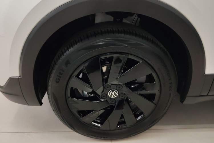 Used Volkswagen Tharu 2026 Model Xinrui 300TSI Ruixiang Edition Exterior 4
