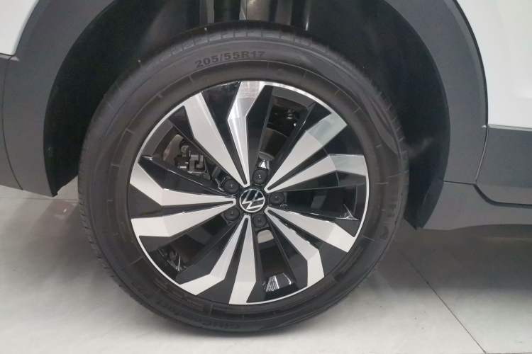 Used Volkswagen Tharu 2026 Model Xinrui 1.5L Rujin Edition Exterior 8