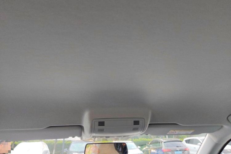 Used Volkswagen Tharu 2026 Model Xinrui 1.5L Rujin Edition Headliner