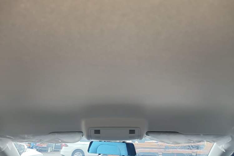 Used Volkswagen Tharu 2026 Model Xinrui 1.5L Rujin Edition Headliner