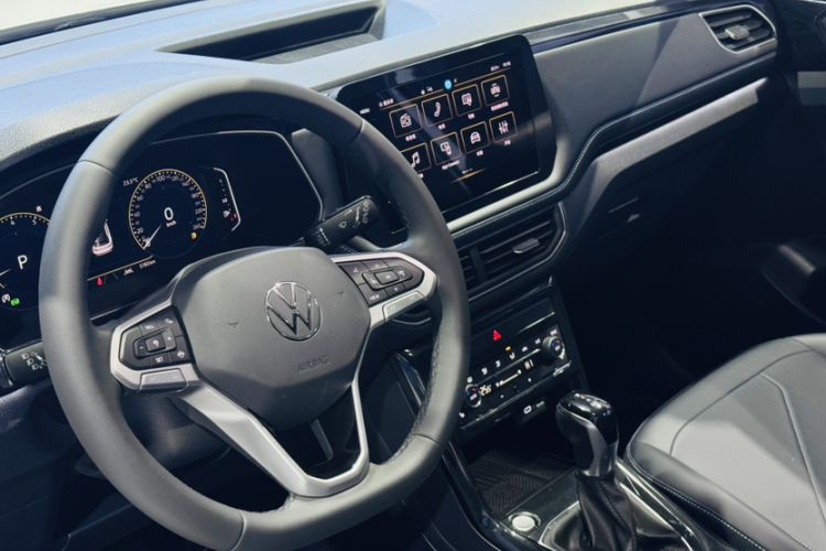 Used Volkswagen Tharu 2026 Model Xinrui 300TSI Ruixiang Edition Interior 4