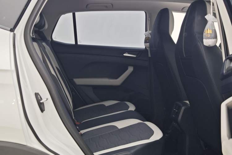 Used Volkswagen Tharu 2026 Model Xinrui 1.5L Ruiyi Edition Interior 5