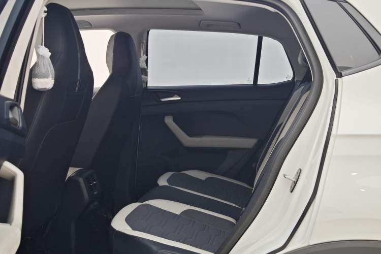 Used Volkswagen Tharu 2026 Model Xinrui 1.5L Ruiyi Edition Interior 9