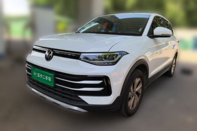 Ojetý Volkswagen Tharu 2026 Model Xinrui 1.5L Rujin Edition