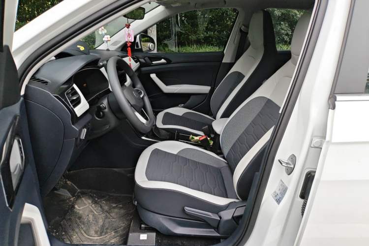 Used Volkswagen Tharu 2026 Model Xinrui 1.5L Ruiyi Edition Left Front Seat